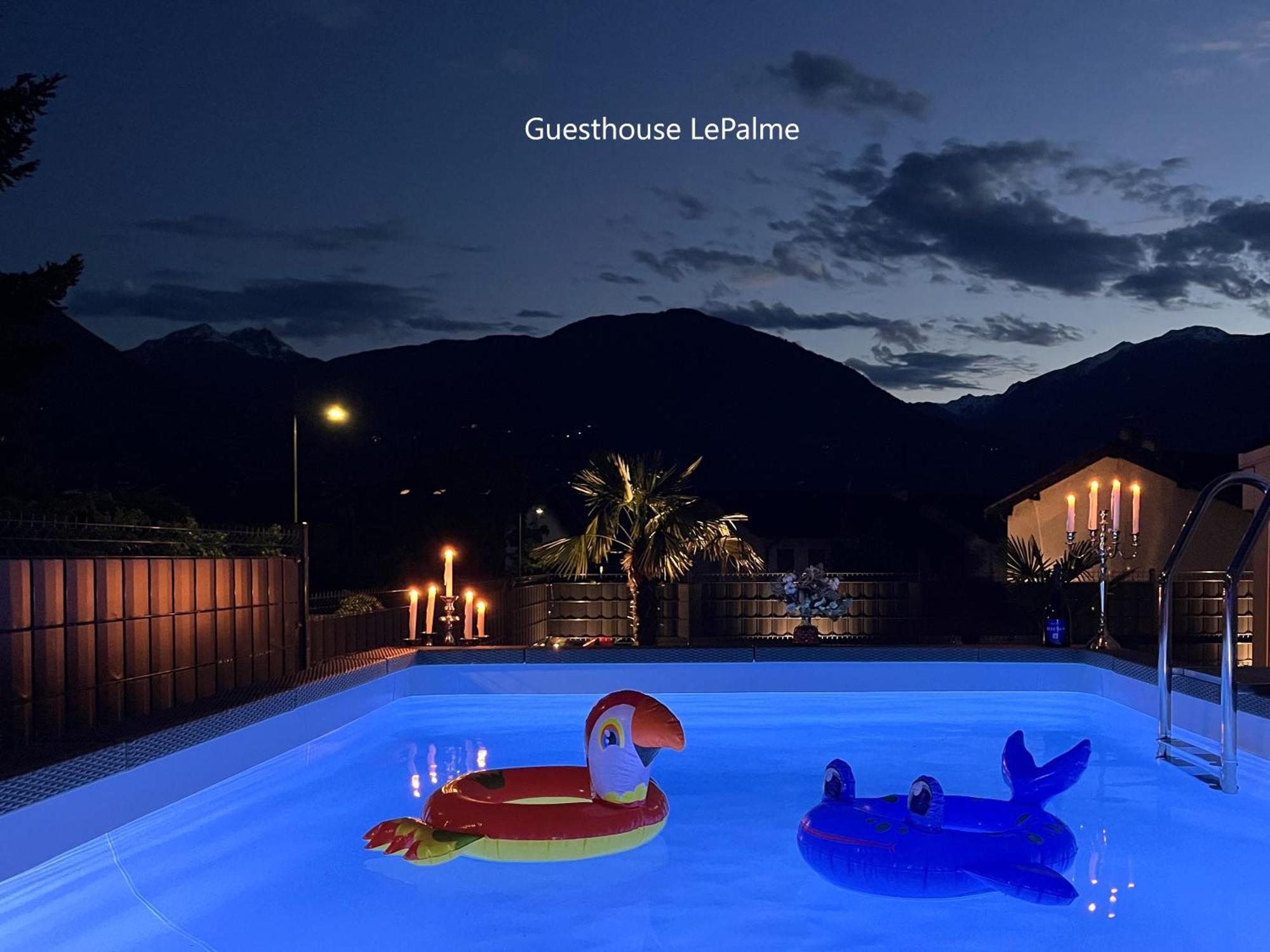Guesthouse Le Palme Postal / Burgstall Екстериор снимка
