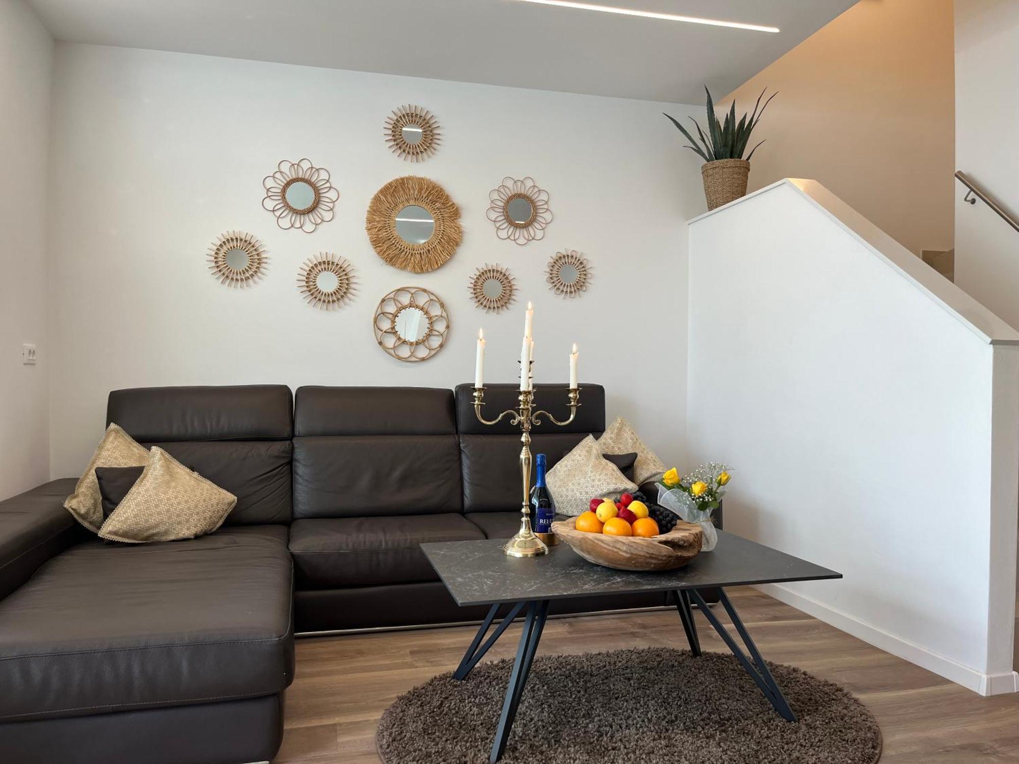 Guesthouse Le Palme Postal / Burgstall Екстериор снимка