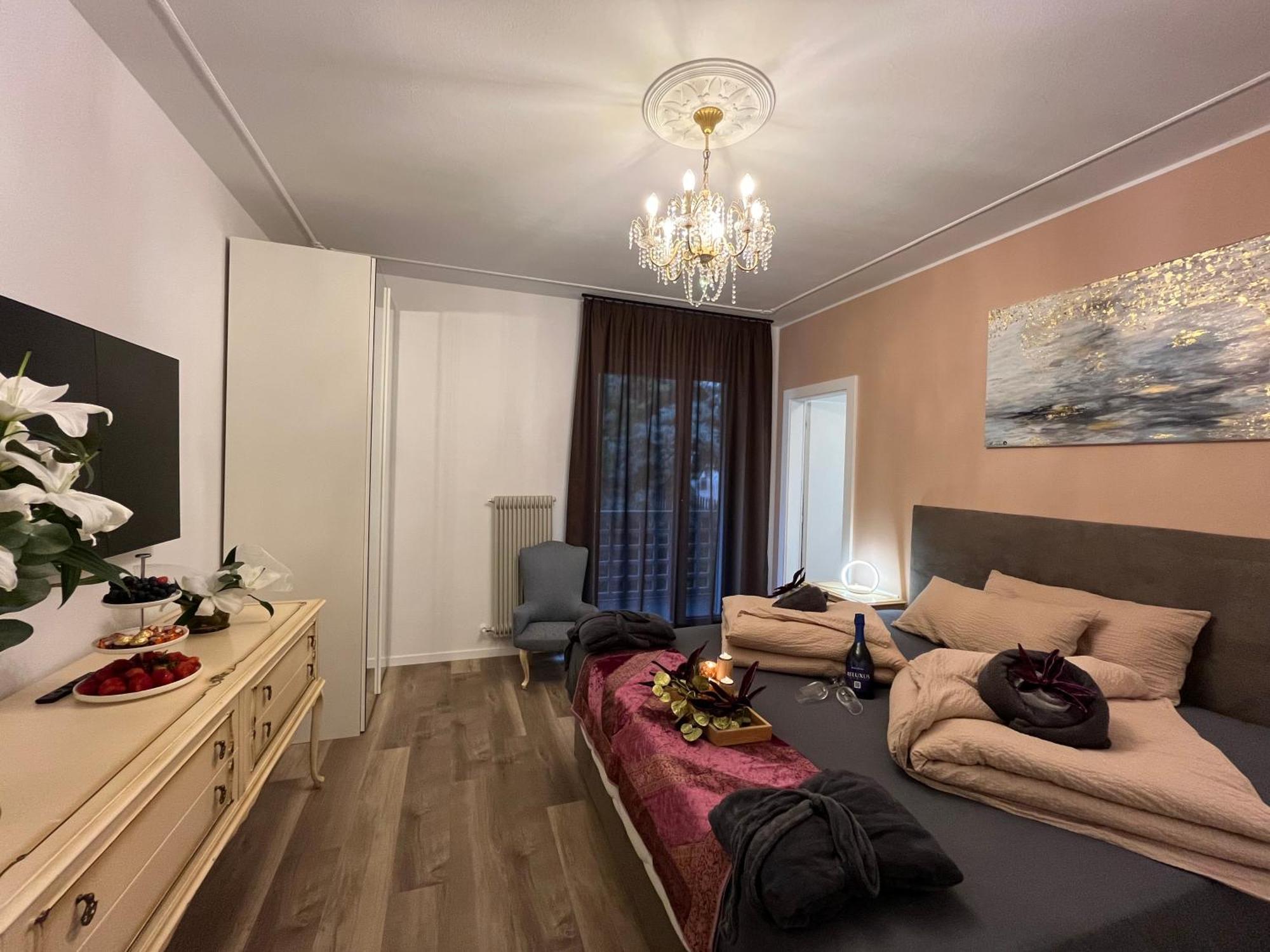 Guesthouse Le Palme Postal / Burgstall Екстериор снимка